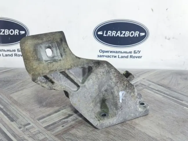 Кронштейн ДВС правый Range Rover Sport L320 4.2