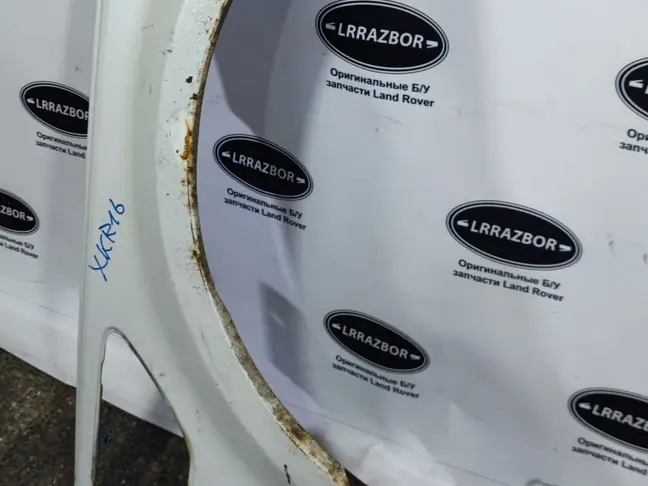 Крыло переднее правое Land Rover Sport L320 09-13