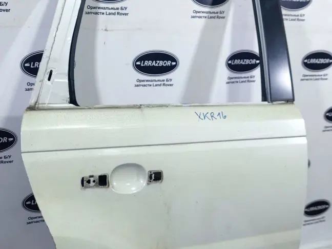Дверь задняя правая Range Rover Sport L320 05-12