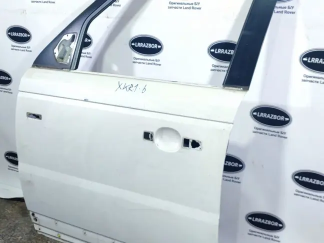 Дверь передняя левая Range Rover Sport L320 05-12