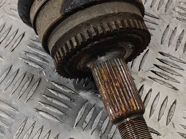 Привод передний левый Land Rover Sport L320