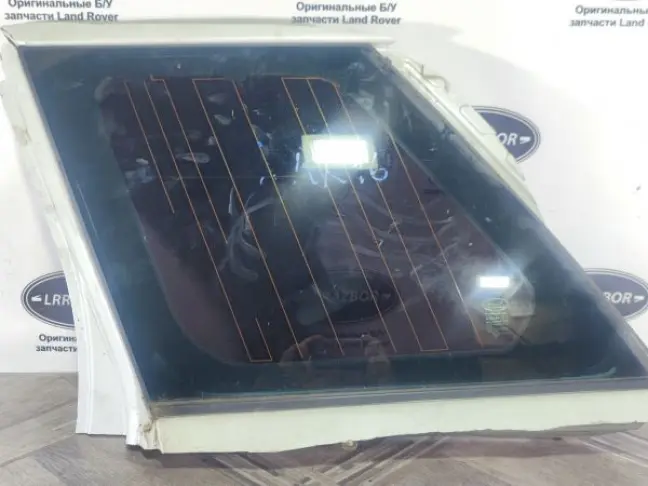Стекло кузовное глухое левое Land Rover Sport L320