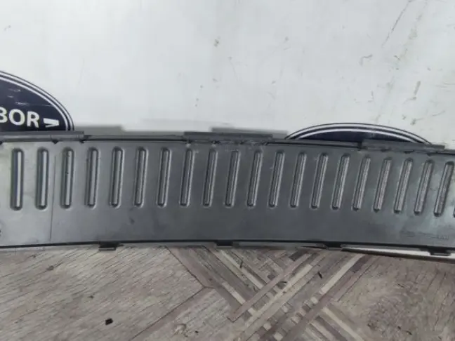 Накладка заднего бампера Range Rover Sport L320