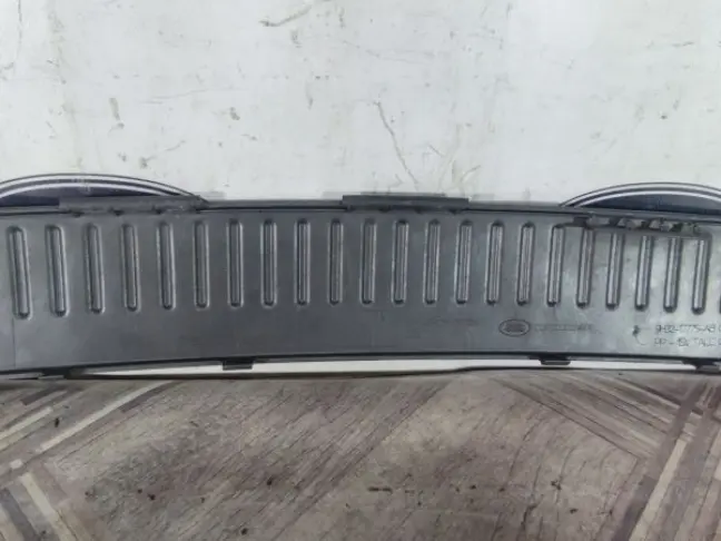 Накладка заднего бампера Range Rover Sport L320