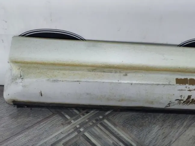 Молдинг передний правый  Range Rover Sport L320