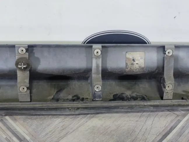 Молдинг передний левый  Range Rover Sport L320