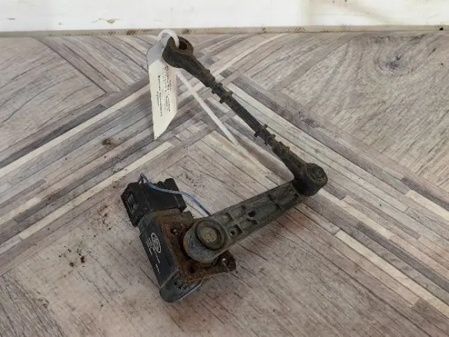 Датчик положения кузова задний RRS L320 рест