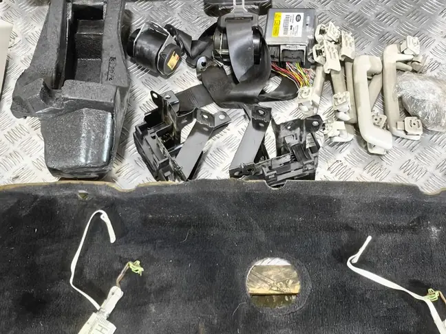 Третий ряд сидений DISCOVERY 3/4 L319 05-14