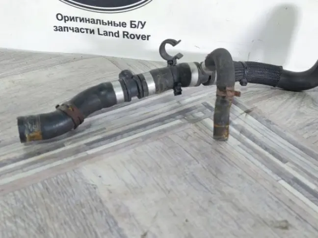 Патрубок охлаждения Range Rover 3 L322 448DT