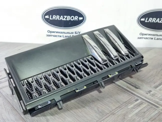 Жабры в крылья комплект Range Rover L322 09-12