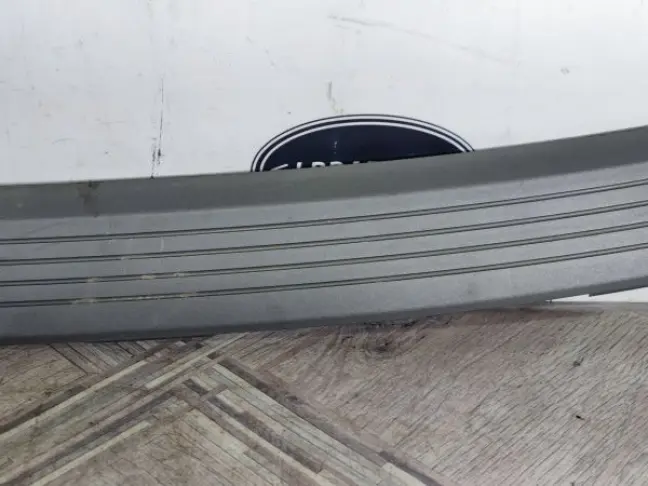 Накладка заднего бампера Range Rover L322 02-12