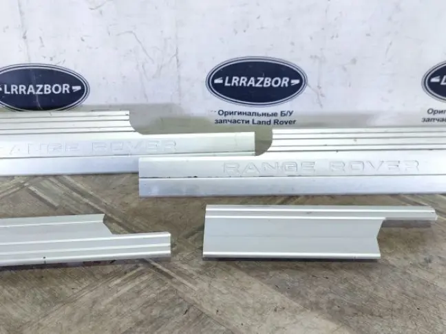 Молдинг порогов салонный Range Rover L322