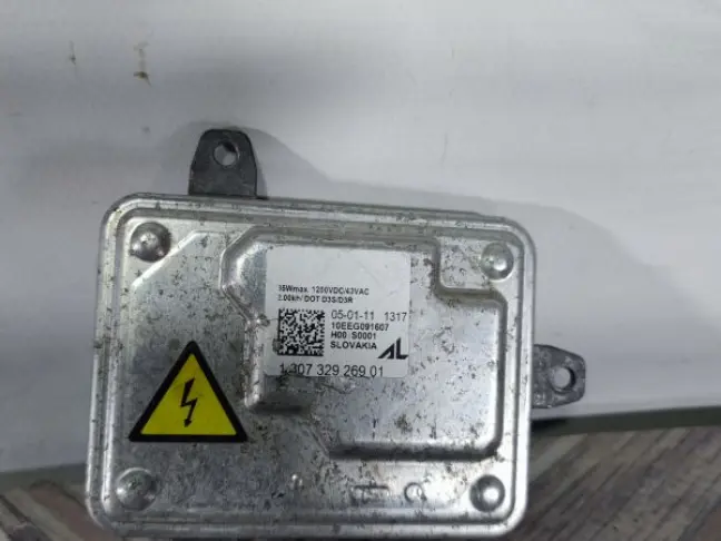 Блок розжига ксенона Range Rover 3 L322 09-12