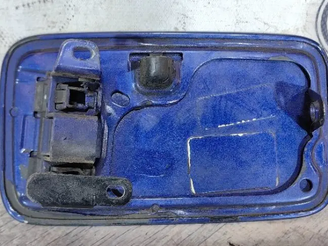 Лючок бензобака Range Rover 3 L322 02-12