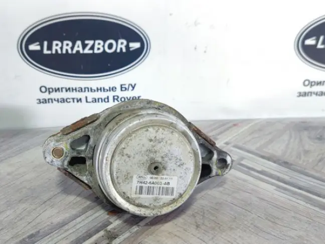 Подушка ДВС правая Range Rover L322 4.4D