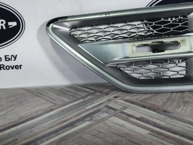 Решетка жабра левая Land Rover Freelander 2 2.2