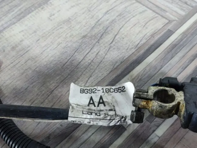 Клемма минус Freelander 2 2.2