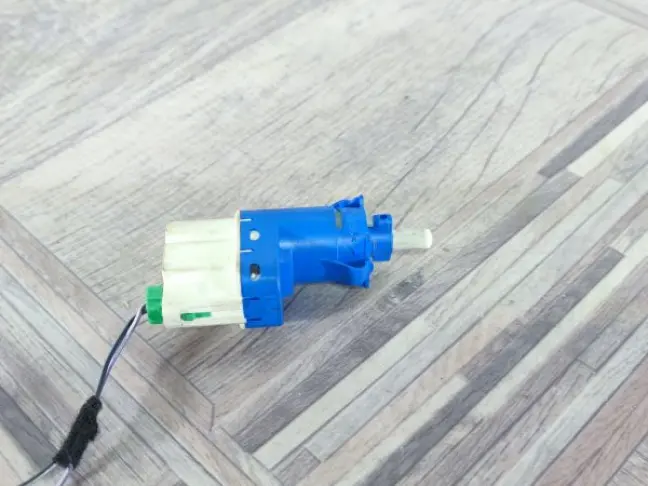 Датчик педали круиз Freelander 2