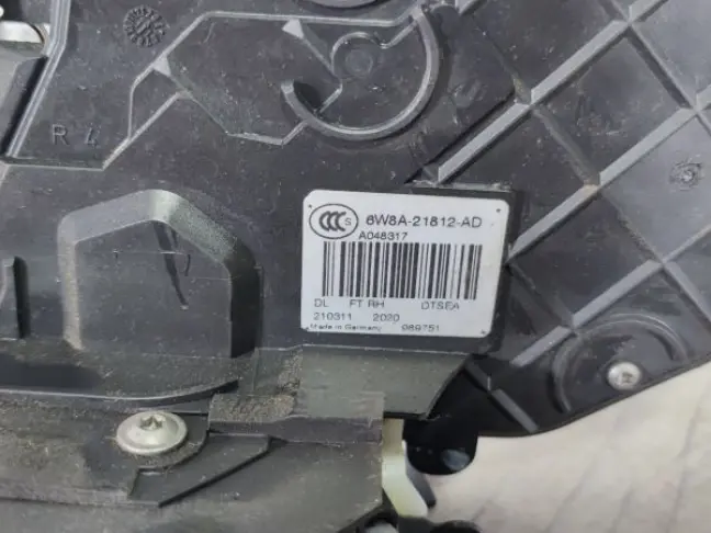 Замок правый передний Land Rover Freelander 2 2.2