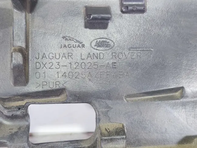 Пыльник катушек правый Range Sport 2 L494 3.0SC