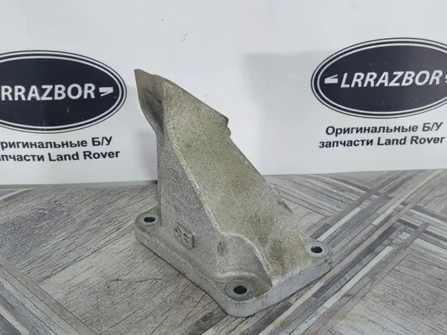 Кронштейн двигателя левый Range Sport 2 L494 3.0SC