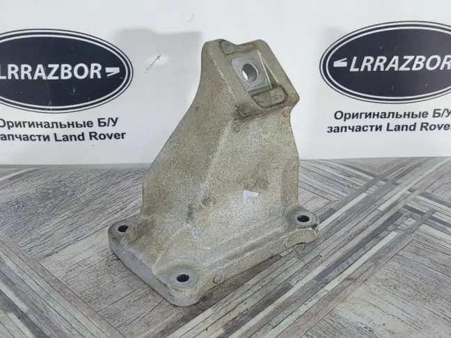Кронштейн двигателя левый Range Sport 2 L494 3.0SC
