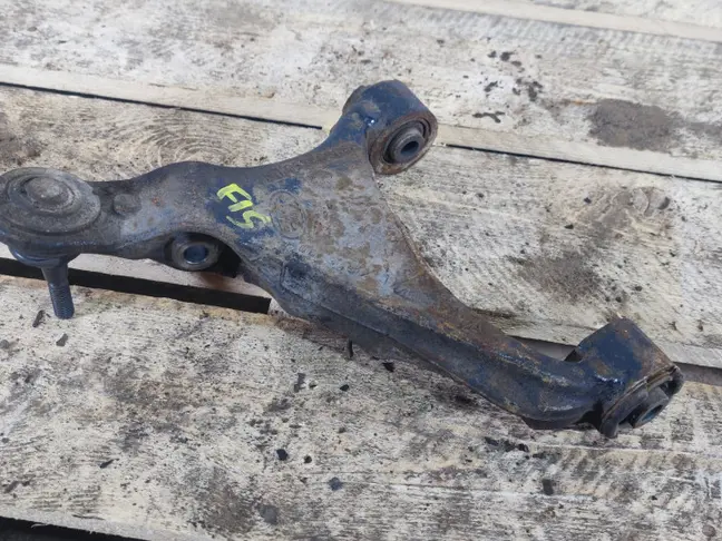 Рычаг передний верхний левый Land Rover Sport L320