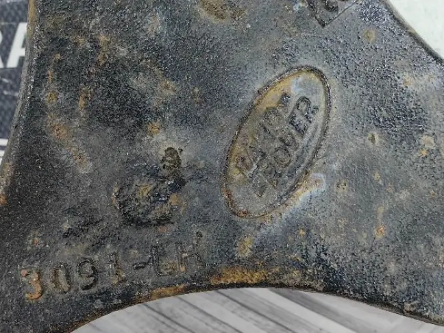 Рычаг передний верхний левый Land Rover Sport L320