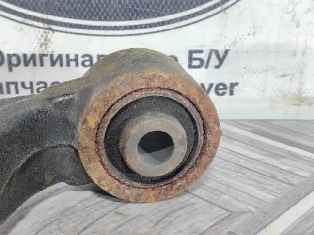 Рычаг передний верхний левый Land Rover Sport L320