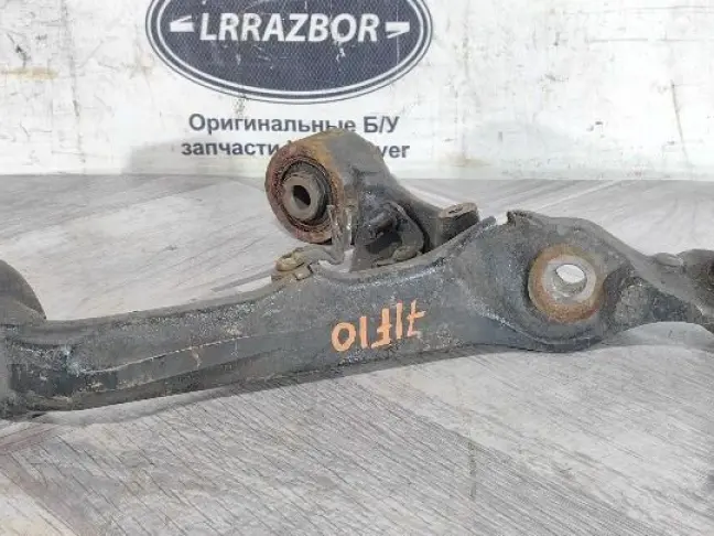 Рычаг передний верхний левый Land Rover Sport L320