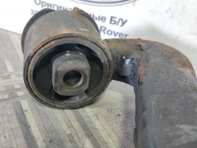 Рычаг передний нижний правый Land Rover Sport L320