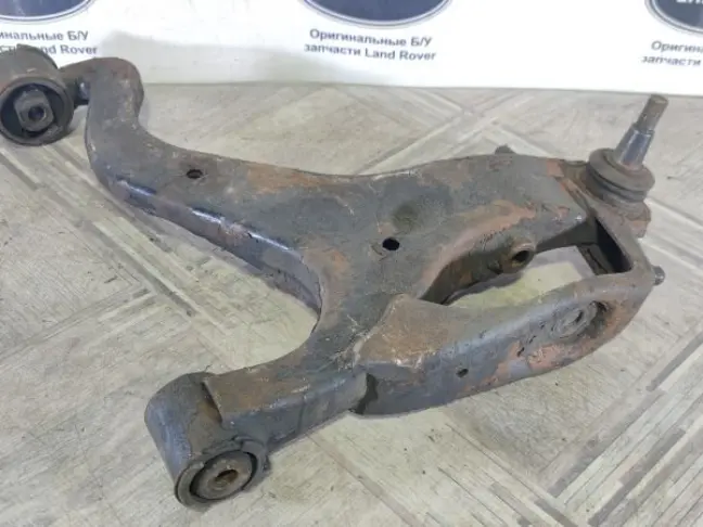 Рычаг передний нижний правый Land Rover Sport L320