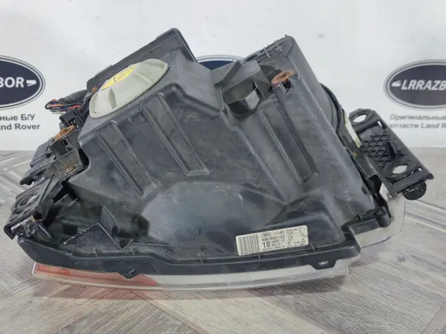 Фара правая адаптивная DISCOVERY 3 L319 05-09