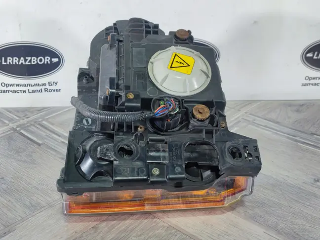 Фара правая адаптивная DISCOVERY 3 L319 05-09