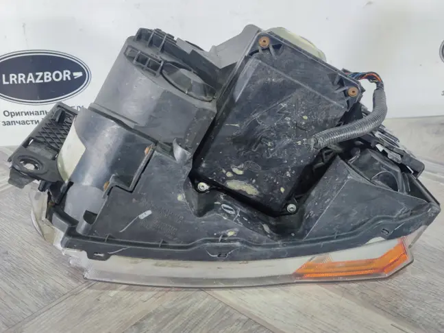 Фара правая адаптивная DISCOVERY 3 L319 05-09