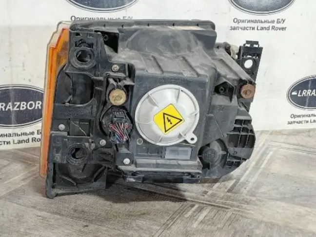 Фара левая адаптивная DISCOVERY 3 L319 05-09