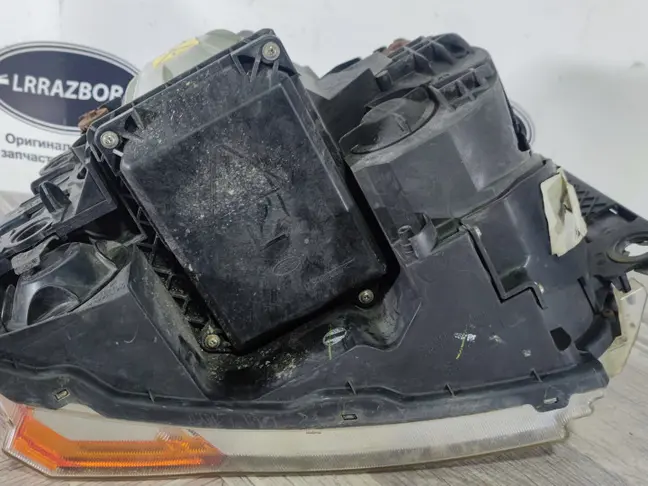 Фара левая адаптивная DISCOVERY 3 L319 05-09