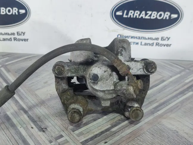 Суппорт правый задний Land Rover Sport L320