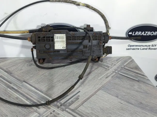 ЭБУ стояночным тормозом DISCOVERY 3 L319 05-09