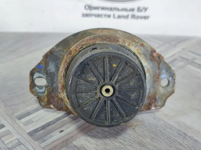 Подушка двигателя  Range Rover Sport 320 3.6