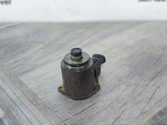 Клапан рулевой рейки Range Rover L320