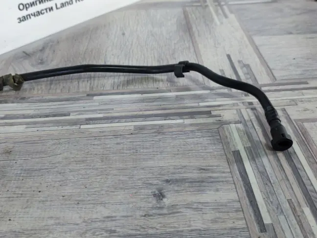 Трубка топливная Range Rover Sport L320 3.6