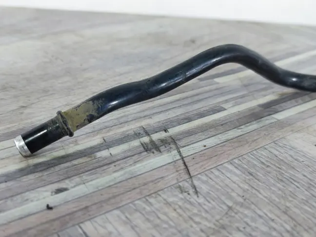 Трубка топливная Range Rover Sport L320 3.6