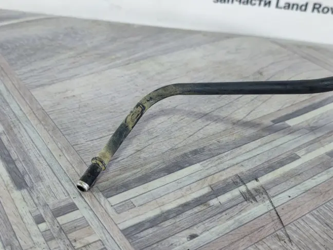 Трубка топливная возв Range Rover Sport L320 3.6