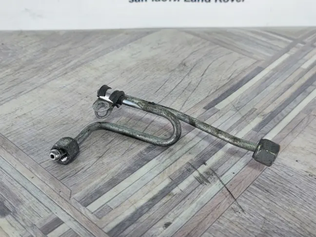 Трубка топливная Range Rover Sport L320 L322 3.6