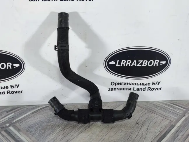 Патрубок охлаждения Range Rover L320 L322 3.6