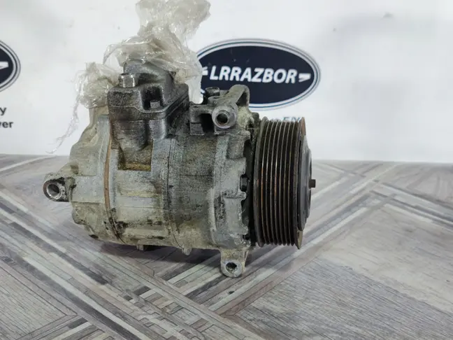 Компресор кондиционера Range Rover L320 3.6