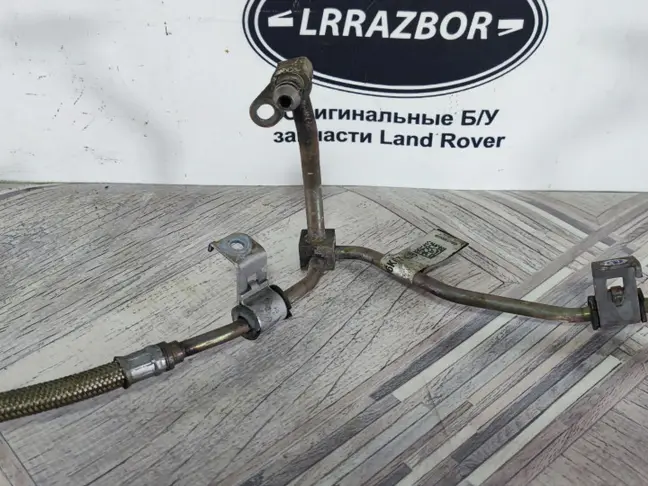 Трубка подачи масла Range Rover 3 L320 3.6