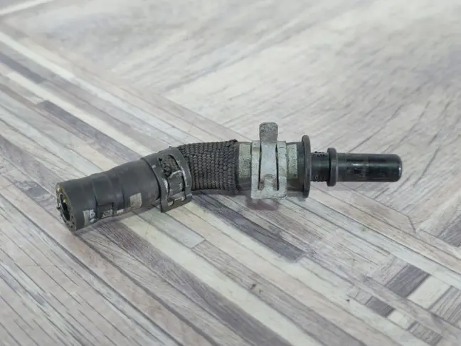 Патрубок термостата Range Rover Sport L320 3.6