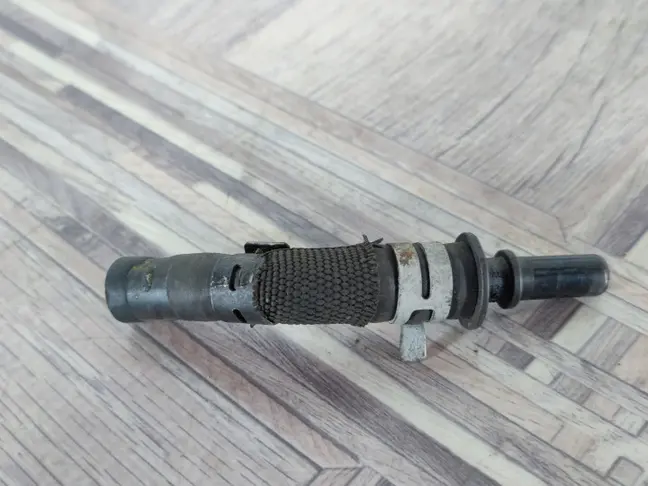 Патрубок термостата Range Rover Sport L320 3.6